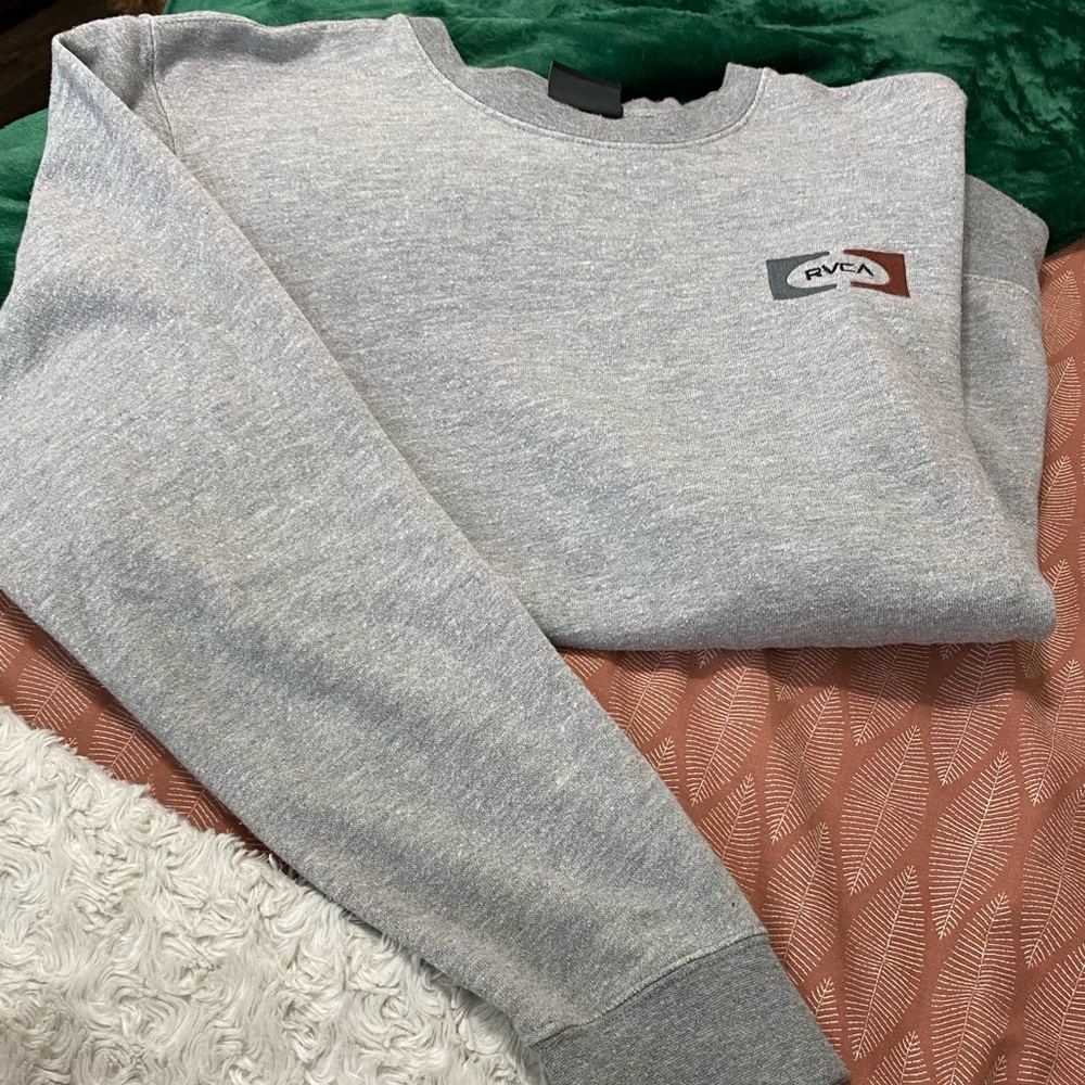 RVCA men’s crew neck